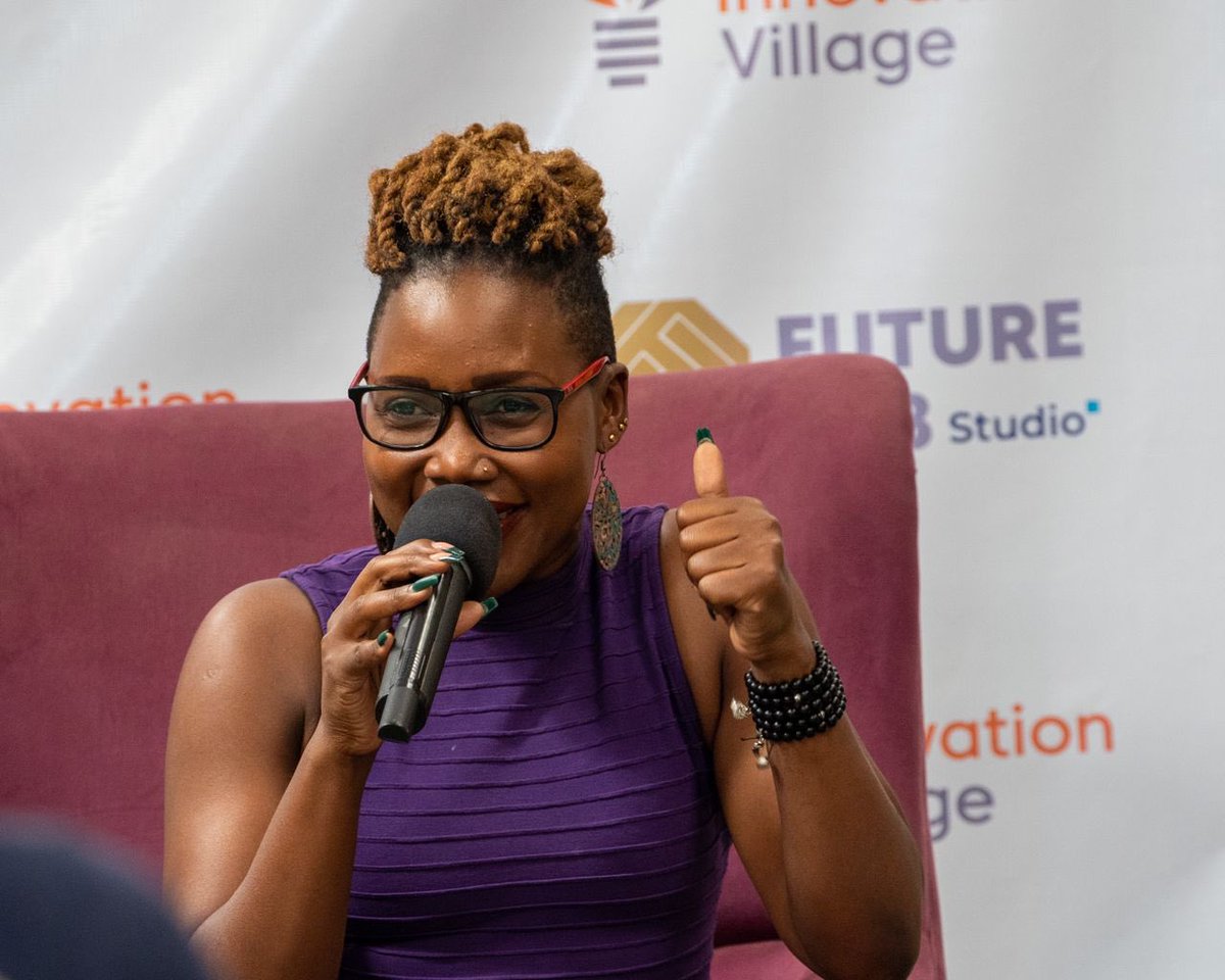 bknanzi's tweet photo. I reminded the builders of these young start ups to remember that their network is their net worth and they have to be aware of who they let in their space.
#BuildFriday https://t.co/Qfqrl3krax