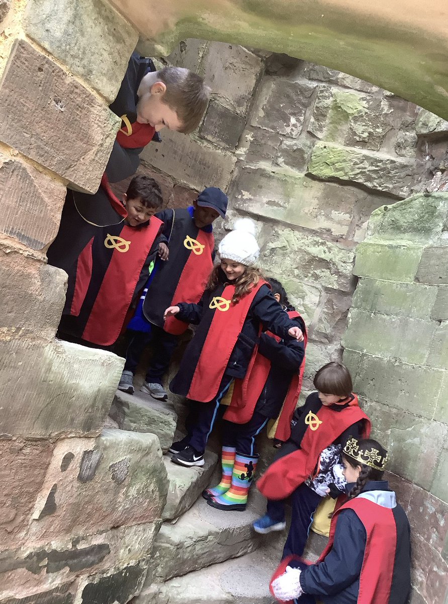 MrsDwhelan's tweet photo. @TheShrubberySch Year 2 have had the most amazing day at Stafford Castle today ... and even the weather was kind to us.  There are so many amazing photos that I'm going to pop them together into a video clip so watch this space ...  In the meantime, here's a few for now ... https://t.co/O0syrx2ved