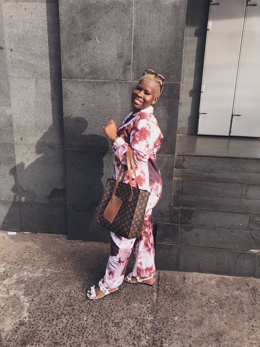 natu_conteh's tweet photo. TGIF… Happy new month peeps🥰 #TGIF #SaloneTwitter #SaloneTwitterFriendly #newmonth https://t.co/46lLYLVgEA