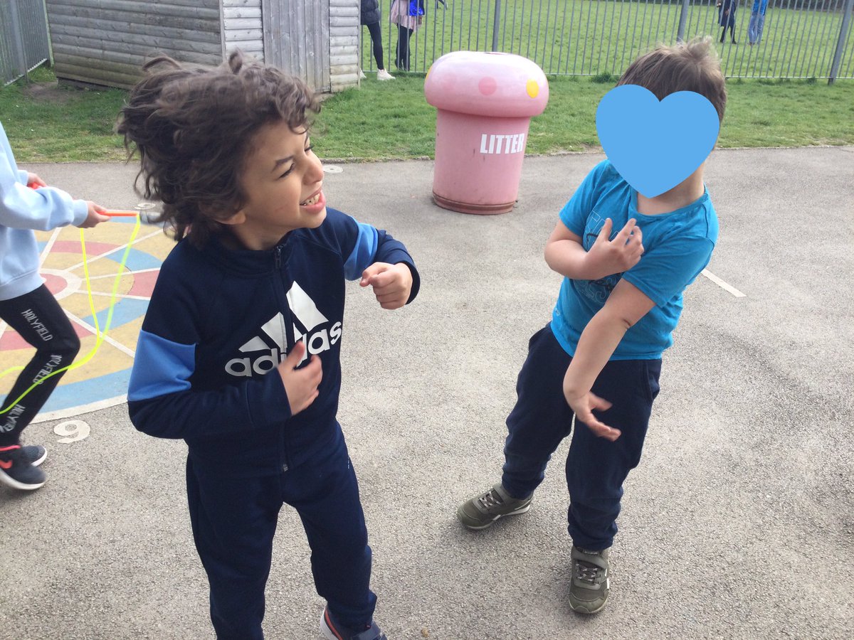 UptonWestleasch's tweet photo. #WestleaWillowY1 and #WestleaAshY2 loved their sponsored danceathon including air guitars, ribbons, ballet and our favourite songs! Thank you so much for all your contributions! #AutismAcceptanceWeek @Autism #WestleaEden https://t.co/MnCEb4X5Fk