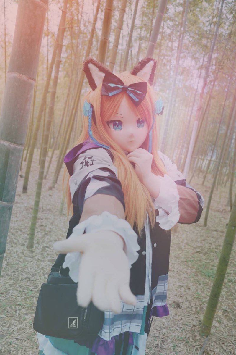 ccs99302's tweet image. 我是愛麗絲，夢城堡的主人，搖籃的守門人。按照約定，前來歸還曾被客人寄存在城堡的東西.....

I&apos;m Iris, Master of the Castle of Dreams, Keeper of the Cradle. As per our agreement, I&apos;ve come to return something a guest once left to the castle... 
#Arknights #Iris #kigurumi