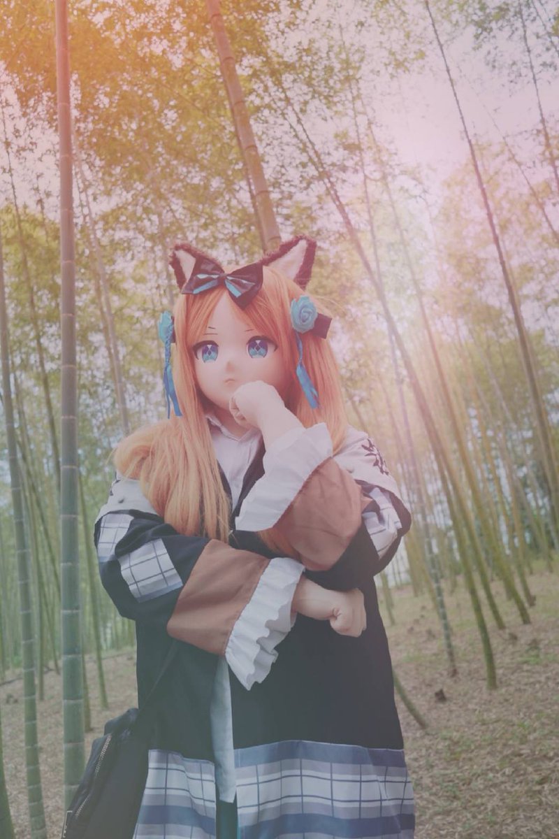 ccs99302's tweet image. 我是愛麗絲，夢城堡的主人，搖籃的守門人。按照約定，前來歸還曾被客人寄存在城堡的東西.....

I&apos;m Iris, Master of the Castle of Dreams, Keeper of the Cradle. As per our agreement, I&apos;ve come to return something a guest once left to the castle... 
#Arknights #Iris #kigurumi