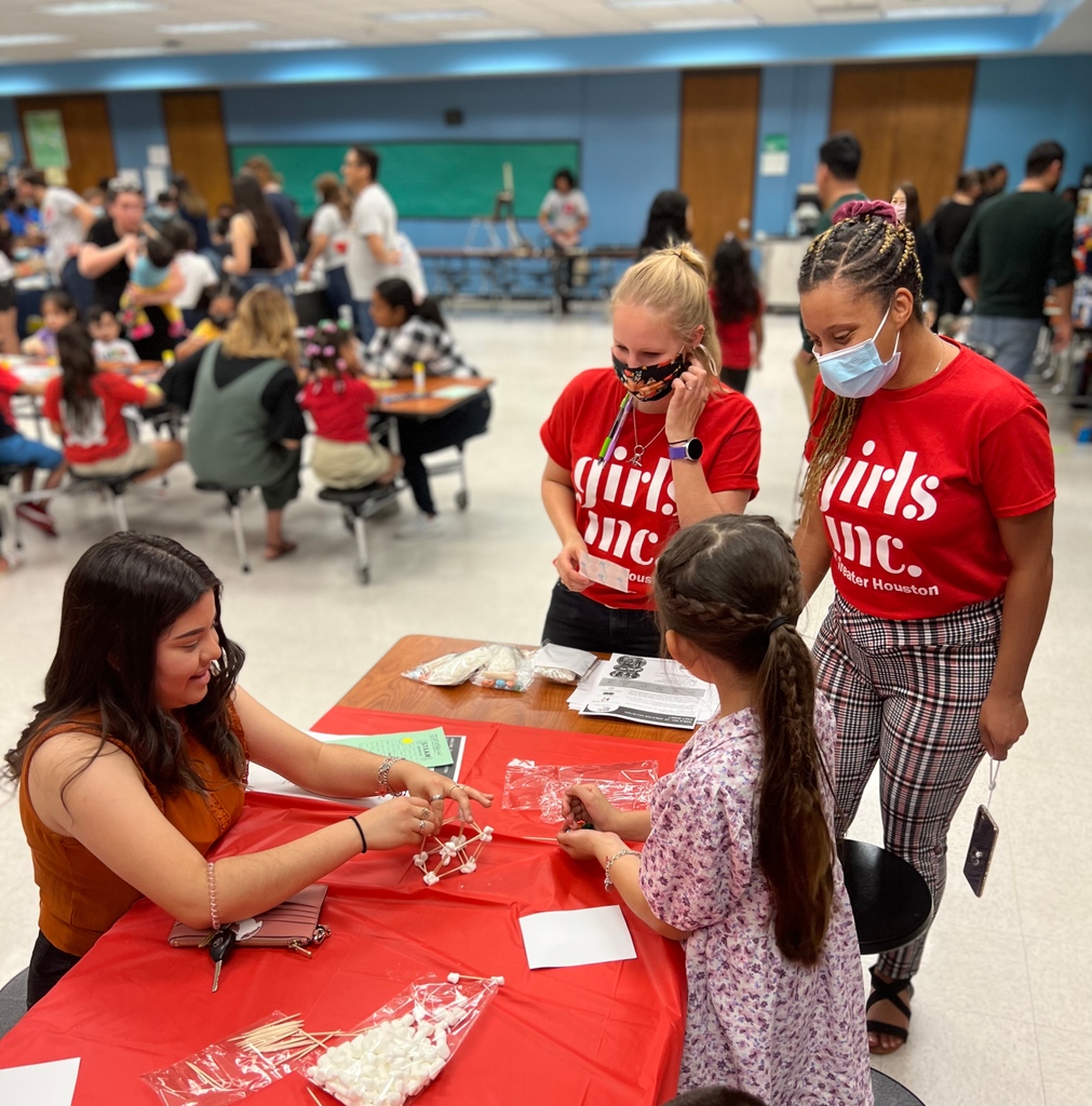 girlsinchouston's tweet photo. The families showed up for Family STEM night at @Martin_Mustangs We love to see families empowering their girls and leaning into #STEM activities. Let's go STEM! #stemfamilynight #strongsmartbold #aliefisd #youthdevelopment #science #technology #engineering #math #steminist https://t.co/4fPBWXrJrI