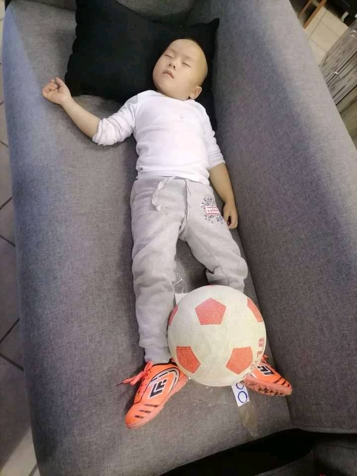 Mala a matonatona
#rockvillians
#BWSocialClubs