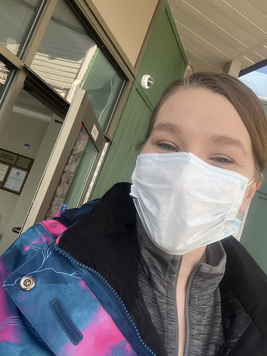 Dropping some pizza and goodies off for our local RNs and CNAs! And letting them know all about Firstnet <a href="/S1GLM_/">GLM Signature Team</a> <a href="/GreaterLakesMkt/">Greater Lakes Market 🌊</a>