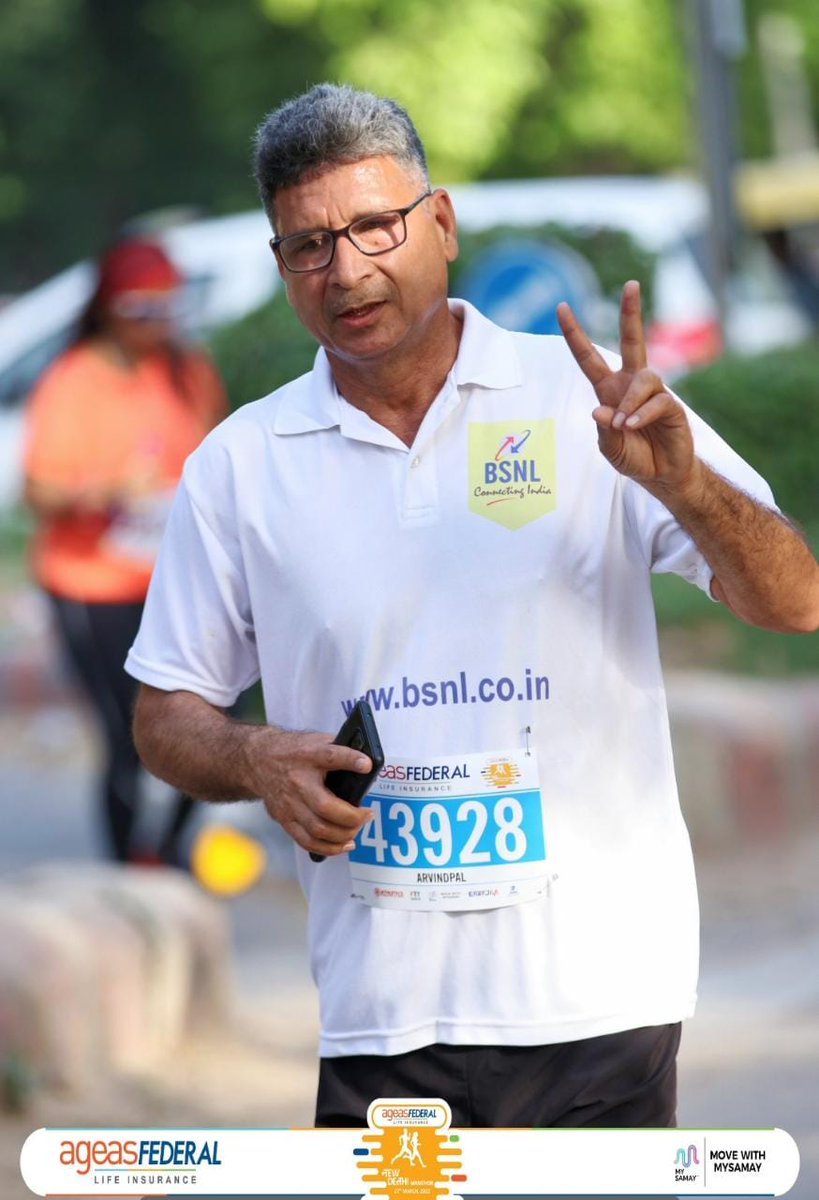 Arvind_P_Dahiya's tweet photo. Completed Marathon at AFLI NDM in 4:45:42.
#BSNL
#nebsports #ageaslifeinsurancenewdelhimarathon #Faraarrunners https://t.co/0HtRyKSjJ0