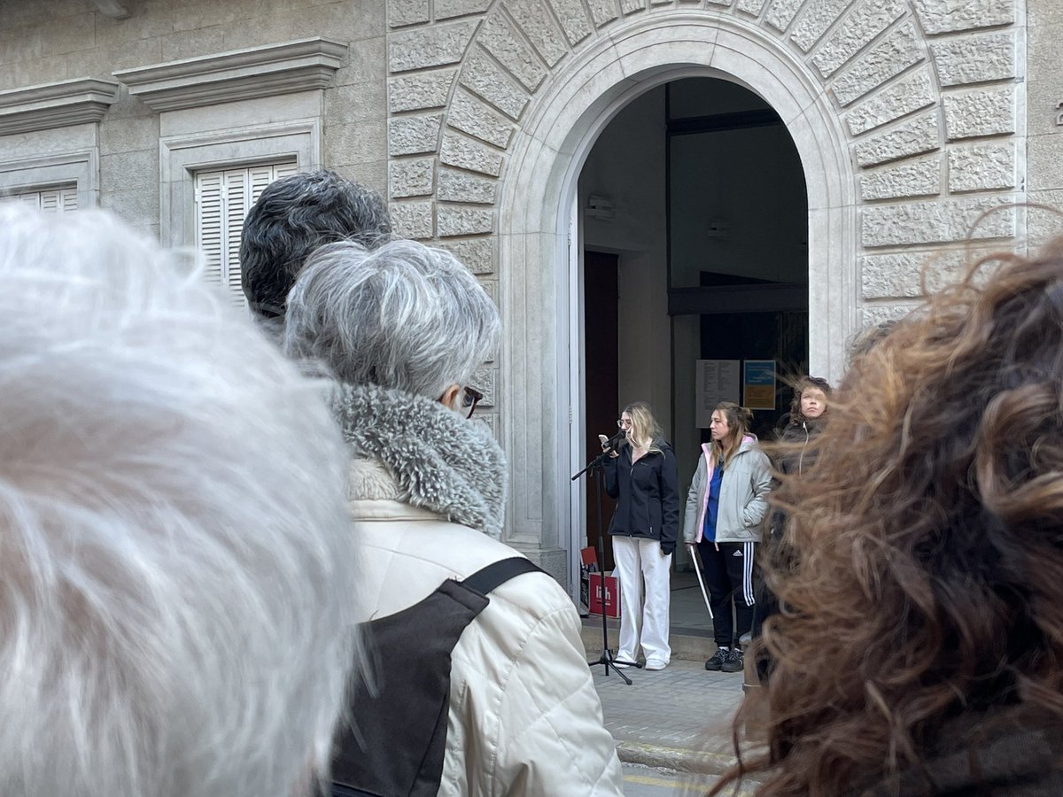 ERC - Som Banyoles (@ercsombanyoles) on Twitter photo 🟣 Ens unim a la manifestació de la Xarxa Feminista del Pla de l’Estany i <a href="/aodbanyoles/">aodbanyoles</a>. Des de l’Ajuntament, condemnem qualsevol tipus d’agressió i seguirem treballant per eradicar la violència contra les dones. 🟣 Ens unim a la manifestació de la Xarxa Feminista del Pla de l’Estany i <a href="/aodbanyoles/">aodbanyoles</a>. Des de l’Ajuntament, condemnem qualsevol tipus d’agressió i seguirem treballant per eradicar la violència contra les dones.