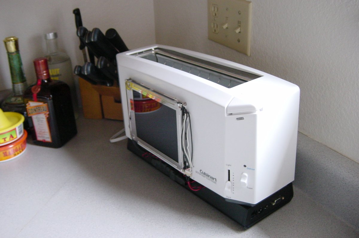markjkoch's tweet photo. On April fools in 1999 at #SunLabs. World’s first internet toaster. Made as a prank but functioned. Myself and coworker Nyles added an embedded PC under the toaster and had it display ads for bread and jellies as employees made snacks to eat throughout the day. #sunw #aprilfools https://t.co/gJ22Xs6MWW