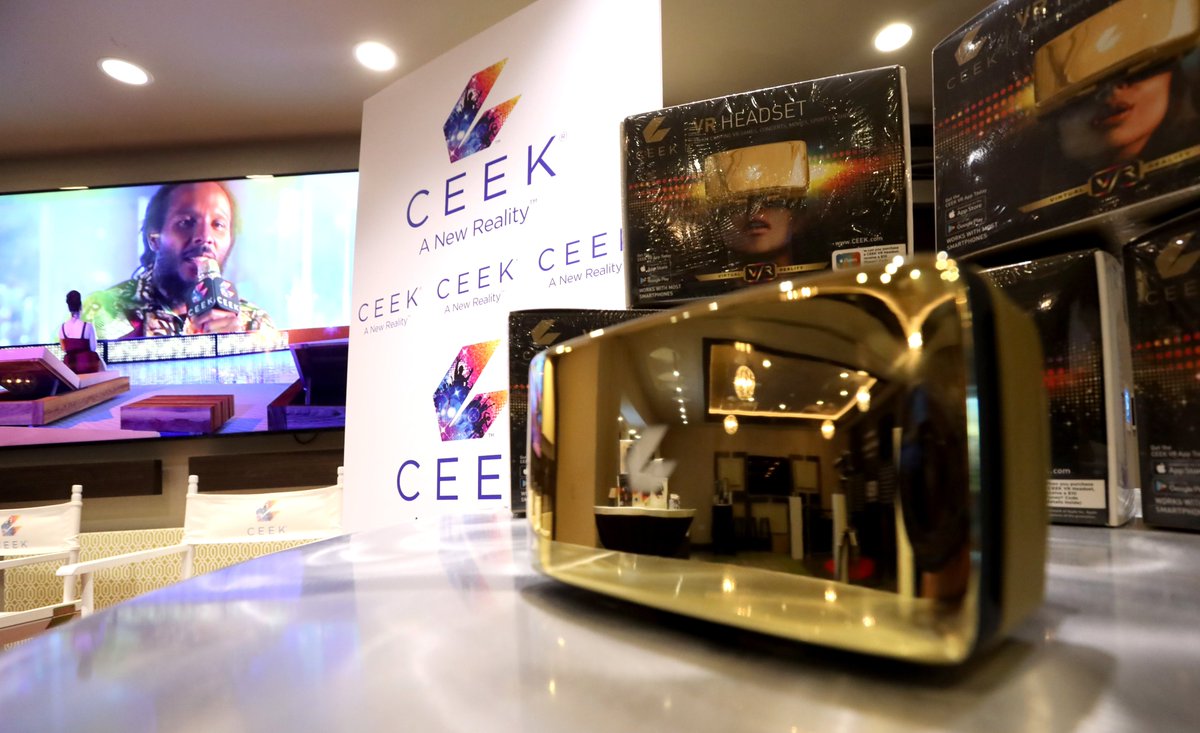 CEEK's tweet photo. Day2 #Grammys Gift Lounge - Presenters, performers and nominees experience #VirtualReality Excited to bring more #music #superstars into the #Metaverse #Ceek  🤩 #virtualconcerts https://t.co/cQPU4YRMUh