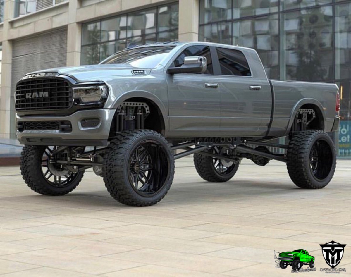 tmoffroading's tweet photo. #usaoffroadtrucks #tmoffroading #ram2500 #ram #liftedtrucks #trucks #trucksofinstagram https://t.co/7HlDMpltSb