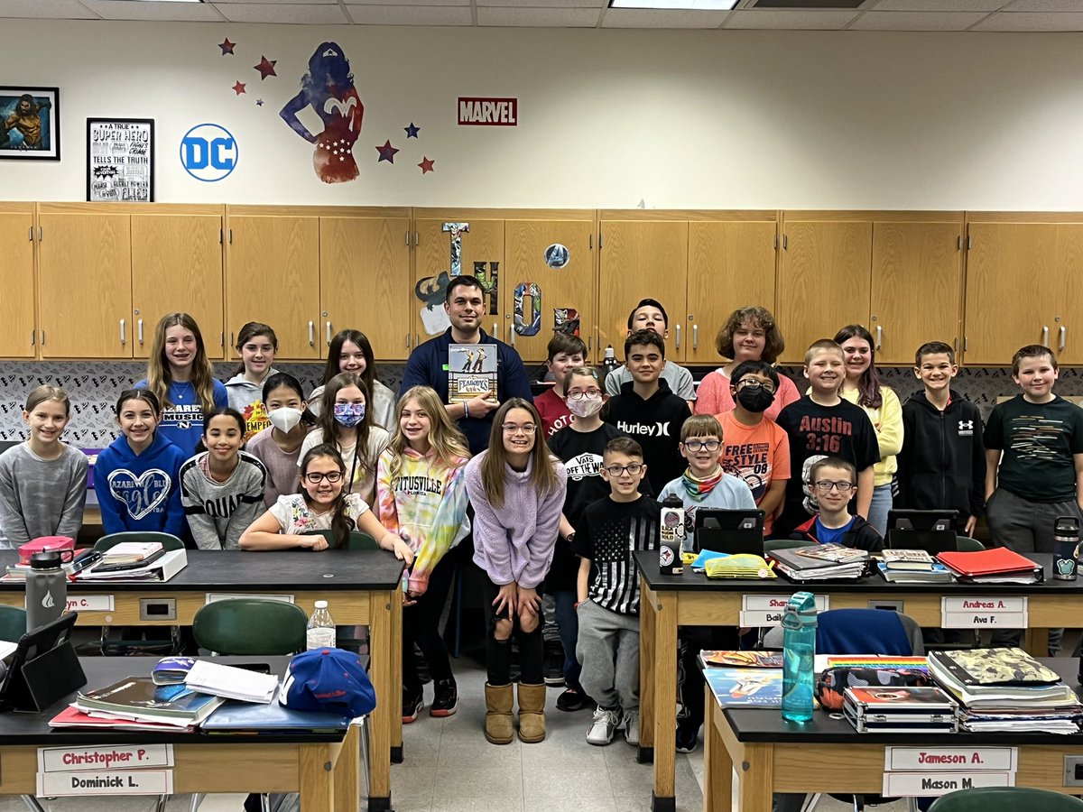SperingStacey's tweet photo. We had a great morning at NAIS with our very special guest, Mr. Bedoya, for Read Across Nazareth. Thank you so much for reading to our class, being an outstanding community member and police officer. We really enjoyed your visit today. #aNAISing @TechTchrBedoya https://t.co/sosKr0F0xd