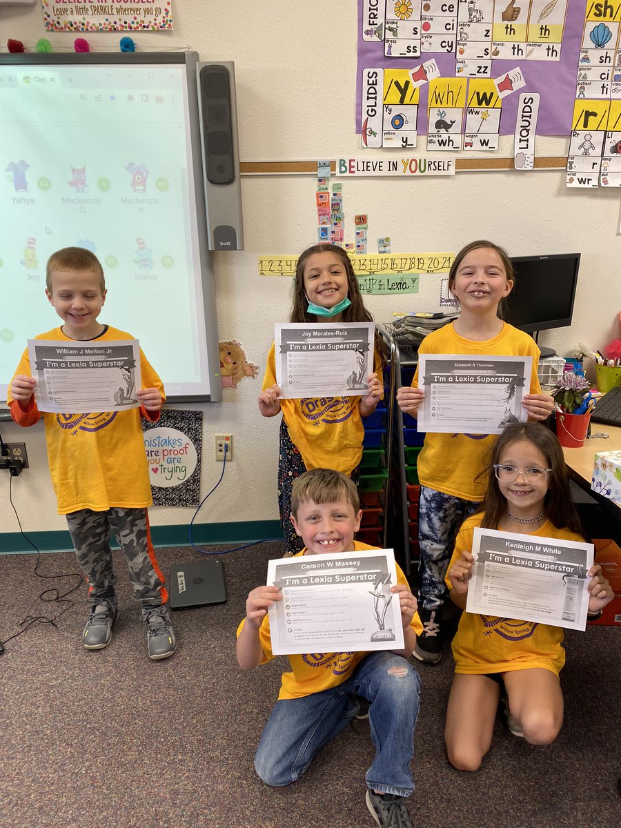 BSAntrobus's tweet photo. Super proud of these kiddos for working hard in Lexia &amp; Dreambox this week! @DixonRoadElem https://t.co/ljYDIhNDfw