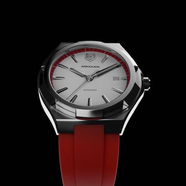 The Arkouda watch is what I am the MOST excited about 👀♥️🔥🔥.

#CBWC #CBWCARMY #Metaverse #NFTcommunity #NFTs #nftgames