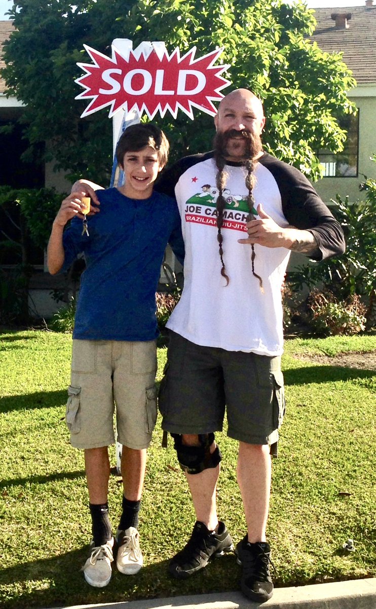 RefMikeBeltran's tweet photo. FBF, approx 8 years ago I promised my son, Mikey I’d get us into a home that would be ours. I was a single Dad with full custody raising a young man on my own. I followed through and purchased “CASA BELTRÁN”. This pic brings a sense of joy and accomplishment. We love CASA BELTRÁN https://t.co/Lgwmbzbqx6