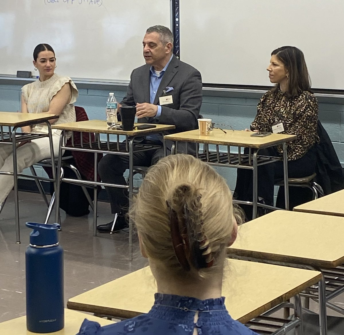 Ms_Kabanakis tweet media