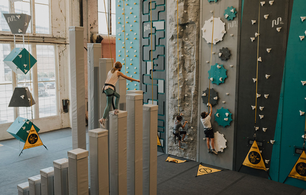 stlcamps's tweet photo. NEW in our camp guide: Climbing Camps for ages 6-12 at @climbsoill! Explore the vertical world this summer! Two locations, and both full- and half-day camps are offered. Learn more: https://t.co/uVaKZxprjm https://t.co/KUZmTMTUWA