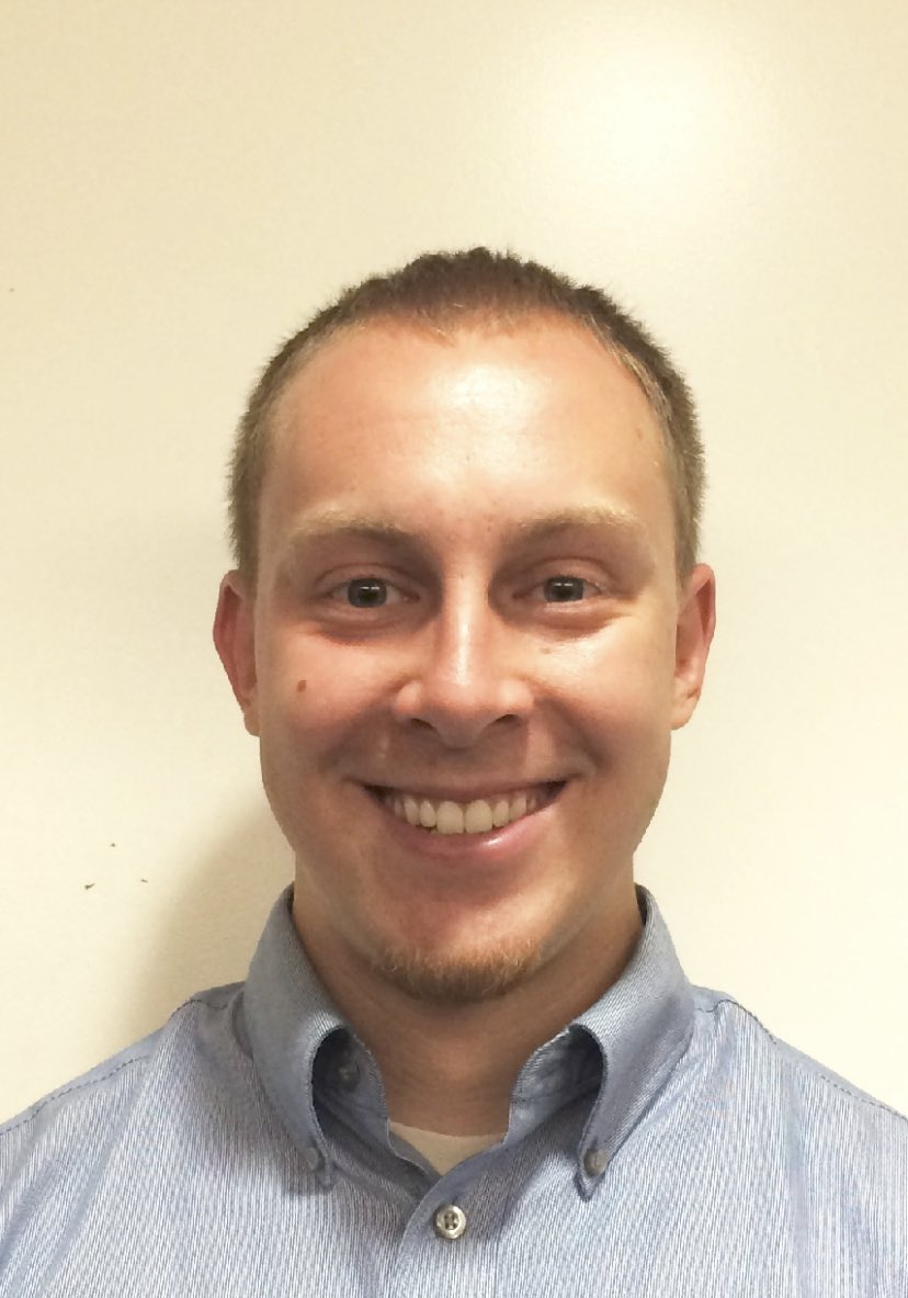 CalGoldStandard's tweet photo. #FeatureFriday
Meet Dustin Coder; Senior Director, Ticket Operations
A grad of the University of the Pacific and a lover of Football
His fave pro Bear is Tony Gonzales, he enjoyed our ‘19 & ‘21 Big Game wins, and you can count on him to sing Santeria at Karaoke
#GoBears https://t.co/2iydyKtamw