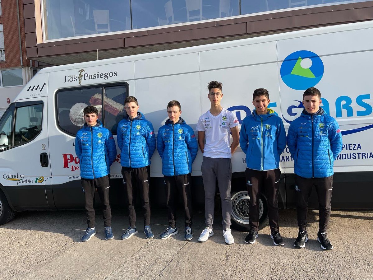 ClubCColindres1's tweet photo. Nuestro equipo #junior se desplazará mañana hasta la localidad de Mieres en Asturias para disputar la primera carrera del #AsturCantabro . Mucha suerte chicos #Disgarsa #LosPasiegosDeDiego #ColindresPueblo10 #DistribucionesVicercan #VictorRopaDeportiva https://t.co/MSUquxKgti
