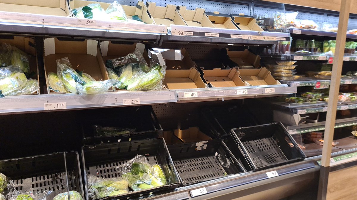 orna_walsh's tweet photo. 6.30pm on Friday in @dunnesstores cornelscourt!!!! https://t.co/dW2TPCAqAB