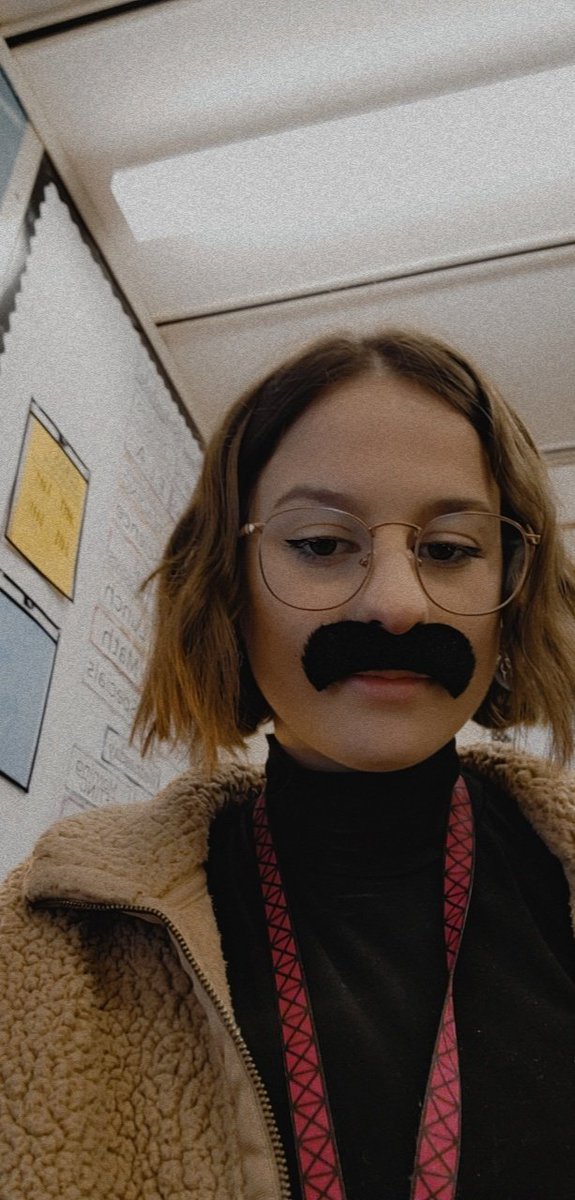 siwifi's tweet photo. felt cute might delete later https://t.co/8B3MJw3eGm