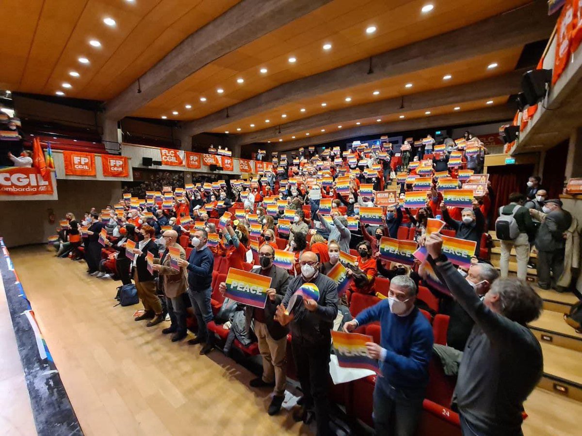 FpCgilLombardia's tweet photo. 😍 Un pomeriggio straordinario, con le candidate e candidati Rsu #Cgil e la loro voglia di esserci  e partecipare, dalla parte giusta, quella del 🟥

GRAZIE a tutte e a tutti: siete contagiosi, di energie belle!

#Rsu22 #ScelgoFpCgil #VotaFpCgil https://t.co/hSrbXACG1m