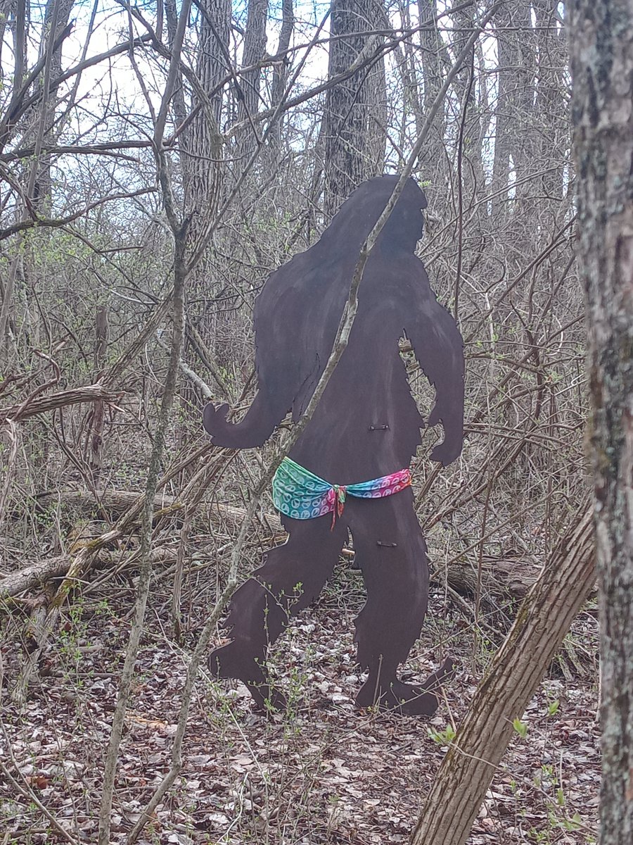 JadedIZS's tweet photo. Bigfoot got style https://t.co/c44tVsdGAO