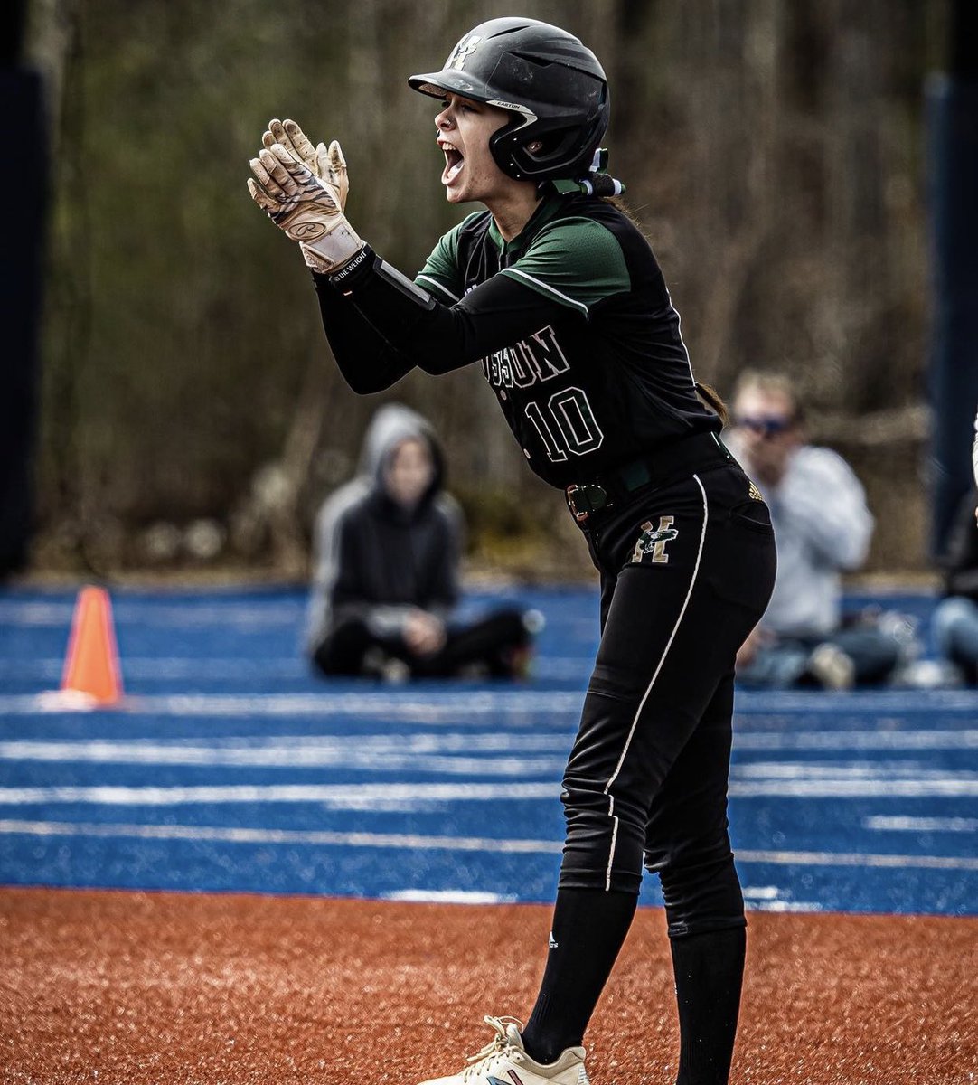 HussonSoftball's tweet photo. Back to work tomorrow for a doubleheader at Colby College!

📸 Tyler Fenderson 

#CarryTheWeight | #d3sb | #mesports | #NACsb https://t.co/xwtRJpiEbL