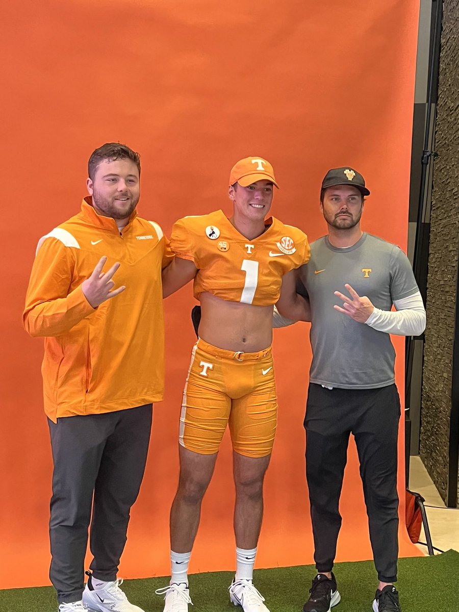NickolasTroemel's tweet photo. BIG THANK YOU TO @Vol_Football FOR THE AWESOME VISIT! Had a blast watching practice and touring campus! #GBO @Coach_Blocker @CoachCrab @CoachEkelerUT @NGVikingsFB @ngfbrecruits @Northgate_High https://t.co/KojvsySQv8