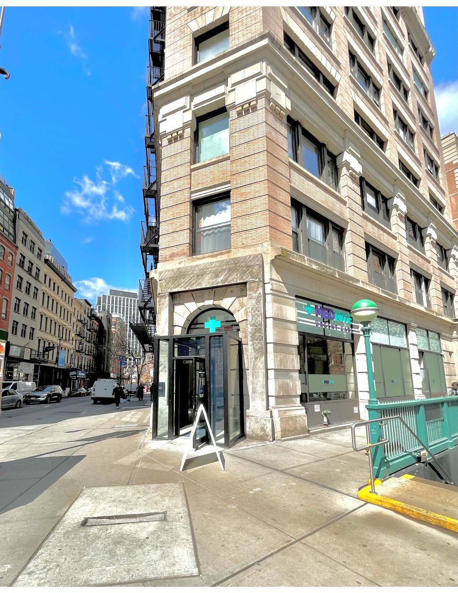 MedRite's tweet photo. Our Tribeca NYC center now offers immediate care and occupational health services! Come by soon for all your urgent care needs! 💙🎉

#tribeca #nyc #urgentcare #medrite #savetimefeelbetter #stfb #healthcare https://t.co/XjQM3wH9Wq