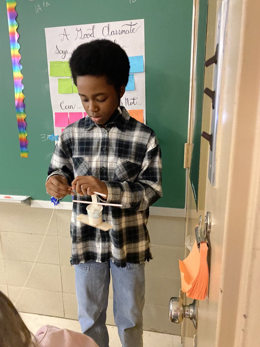Creating our zip line carriers! #franklinSTEMday <a href="/SchifferB/">Brian Schiffer</a> <a href="/FMS_BCPS/">Franklin Middle BCPS</a>