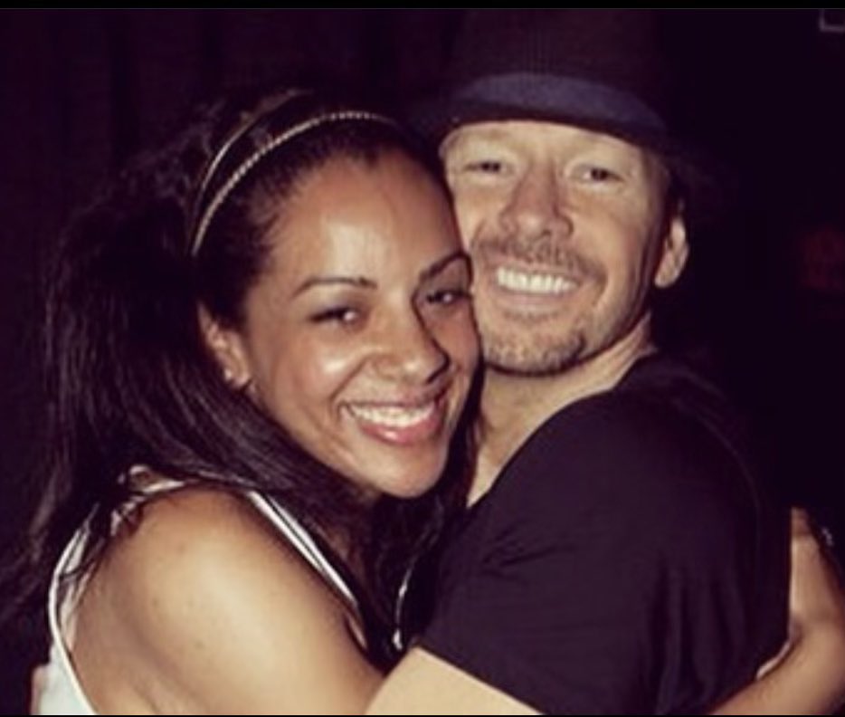 Donnie Wahlberg tweet media