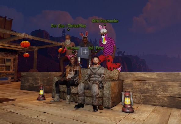 kss_twitch's tweet photo. Gleich gehts los. #rustplatz3-Aftertalk Nr. 2 geht um 20 Uhr mit der Family (@Silvapia1 @EesyTwitch @Staaaudi @Nirvian_ @ChrizzPlay) los. Wir sind schon live. Kommt vorbei! Wird geil...versprochen!
https://t.co/hKOBOxSWtx https://t.co/FpdyjymowX