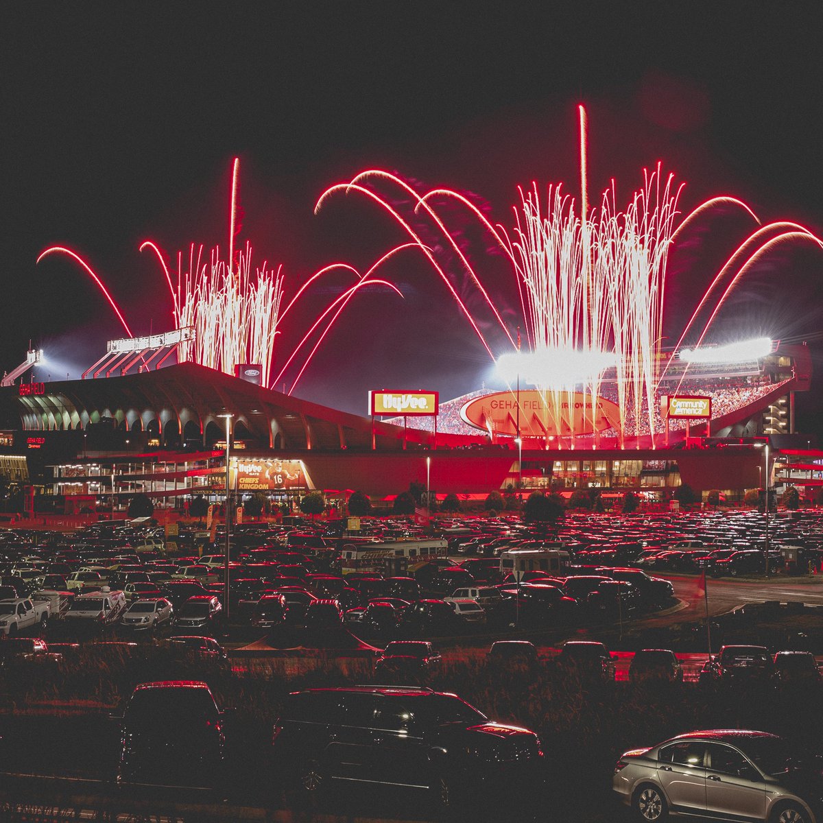Chiefs's tweet photo. No place like home ❤️
