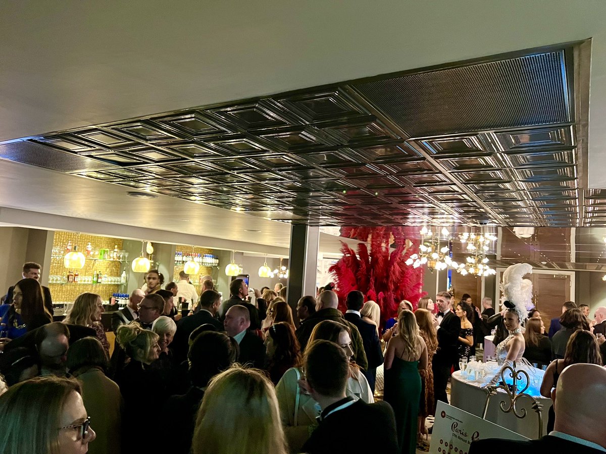 TheMHABall's tweet photo. The 17th annual MHA Ball is underway at The @vermilionuk and it’s looking fabulous! 

Thank you to everyone involved 🙌🏼 #MHABall21 https://t.co/flt4ihInx6
