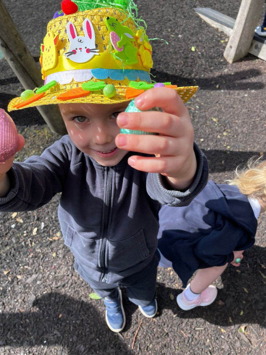 AinsdaleStJohns's tweet photo. All at #TeamASJ wish our families and community a lovely Easter break. Here are some pics of Reception having lots of fun on their Easter egg hunt today! #ASJWay https://t.co/LsHPlwNanZ
