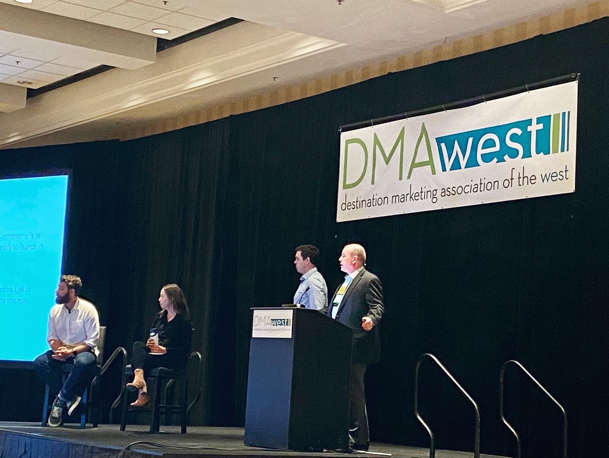 simpleview's tweet photo. Enjoying a beautiful, sunny day in our desert backyard for #DMAWestTechSummit ☀️ @dma_west https://t.co/Mt3gmERvFs
