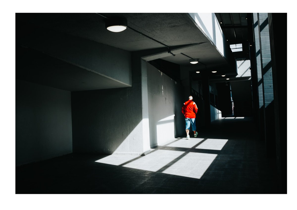 jasonthomasarts's tweet photo. Swansea - Wales 🏴
April 2022
#streetphoto #streetphotos #streetphotografy #meistershots #instamagazine #streetdreamsmag #fragmentmag #thecoolmagazine #moodygrams #streetleaks #agameoftones #lensculture #postthepeople #makeportraits #wales https://t.co/XeGQJ2BljZ