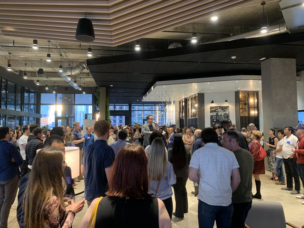 Austin’s startup scene truly is pumping! Epic founder event last night held by @AstronomicATX