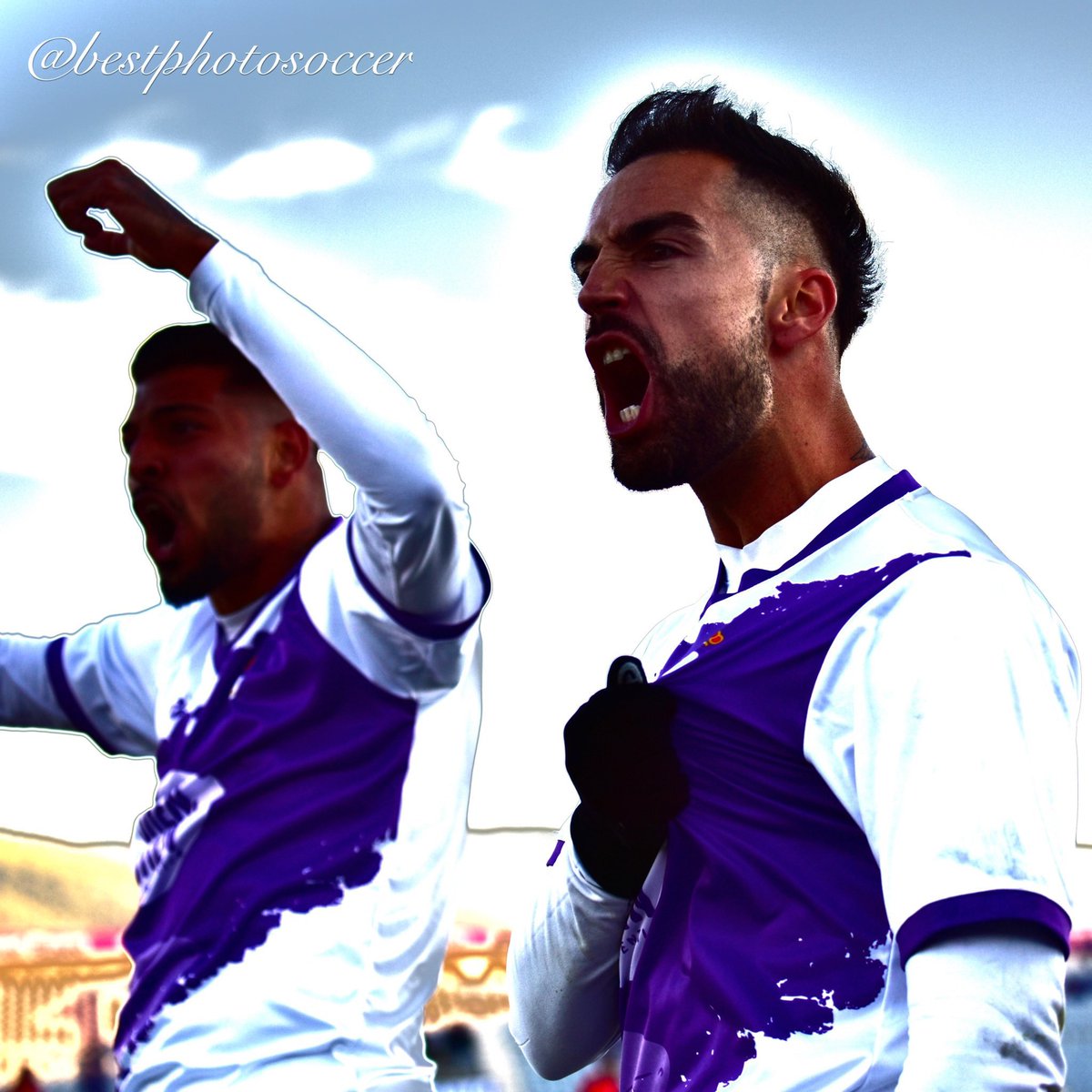 David_Moreno15's tweet photo. Quiero que sepáis que nos vamos a dejar el alma por conseguir el objetivo de la permanencia, el @RealJaenCF es muy grande y no se merece esta situación. Necesitamos el empuje de toda una cuidad en estos momentos tan complicados y entre todos lo sacaremos! https://t.co/G5KRzBFHTk