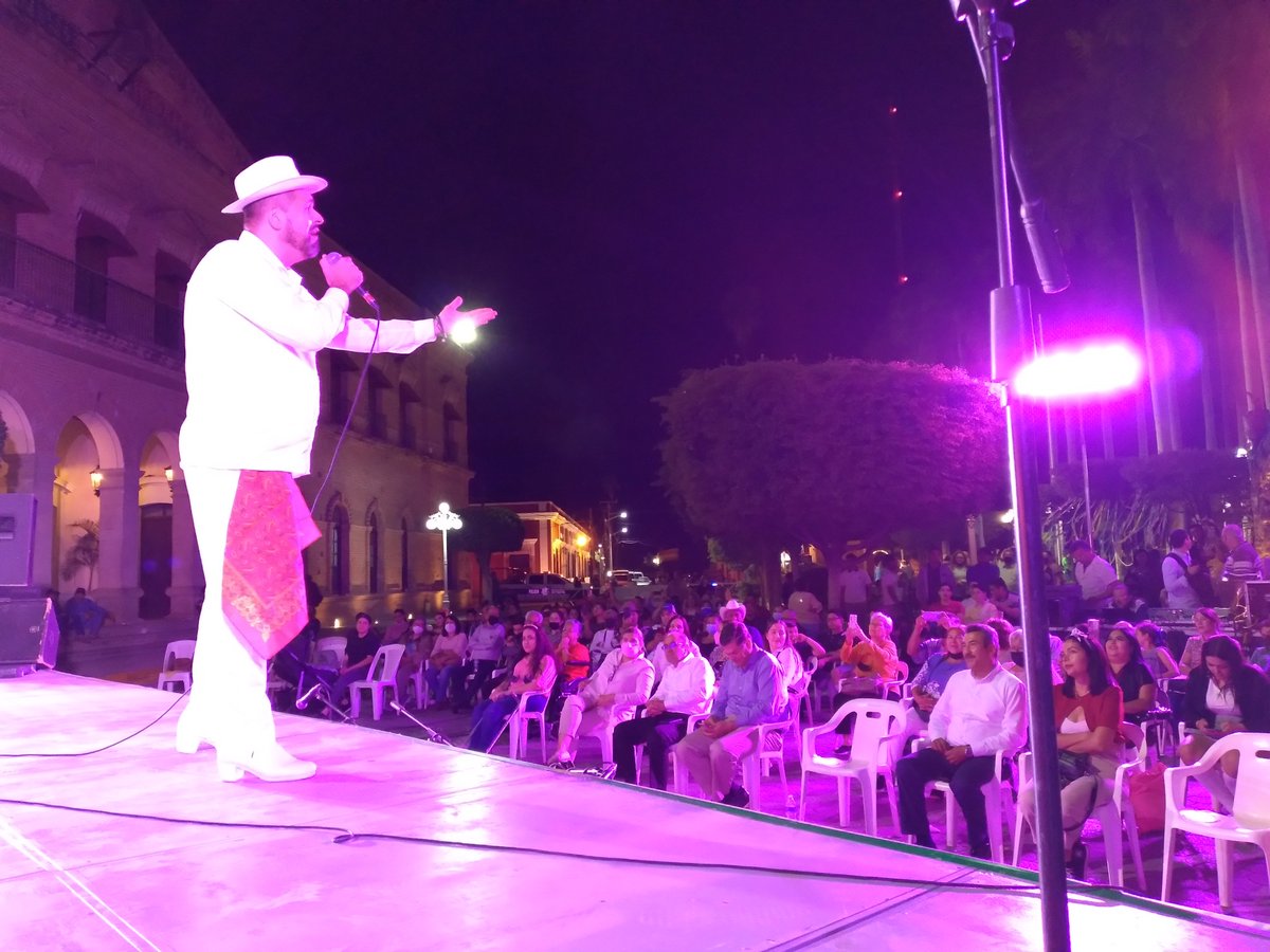 COBAES_07's tweet photo. Grupo de Danza "#MITODL" ๐๐บ con el cuadro "Tarde de Jarana", por #Docentes de #Danza de los diferentes planteles que integran la #Zona01 en el #FestivalCultural #COBAES-#ElFuerte 2022 ๐ฅณ๐๐บ๐๐ญ @SanInzunza @Lydia_MLB
.
Todas las fotos en: https://t.co/thmr5jEGUU https://t.co/hp7GjZHXAe