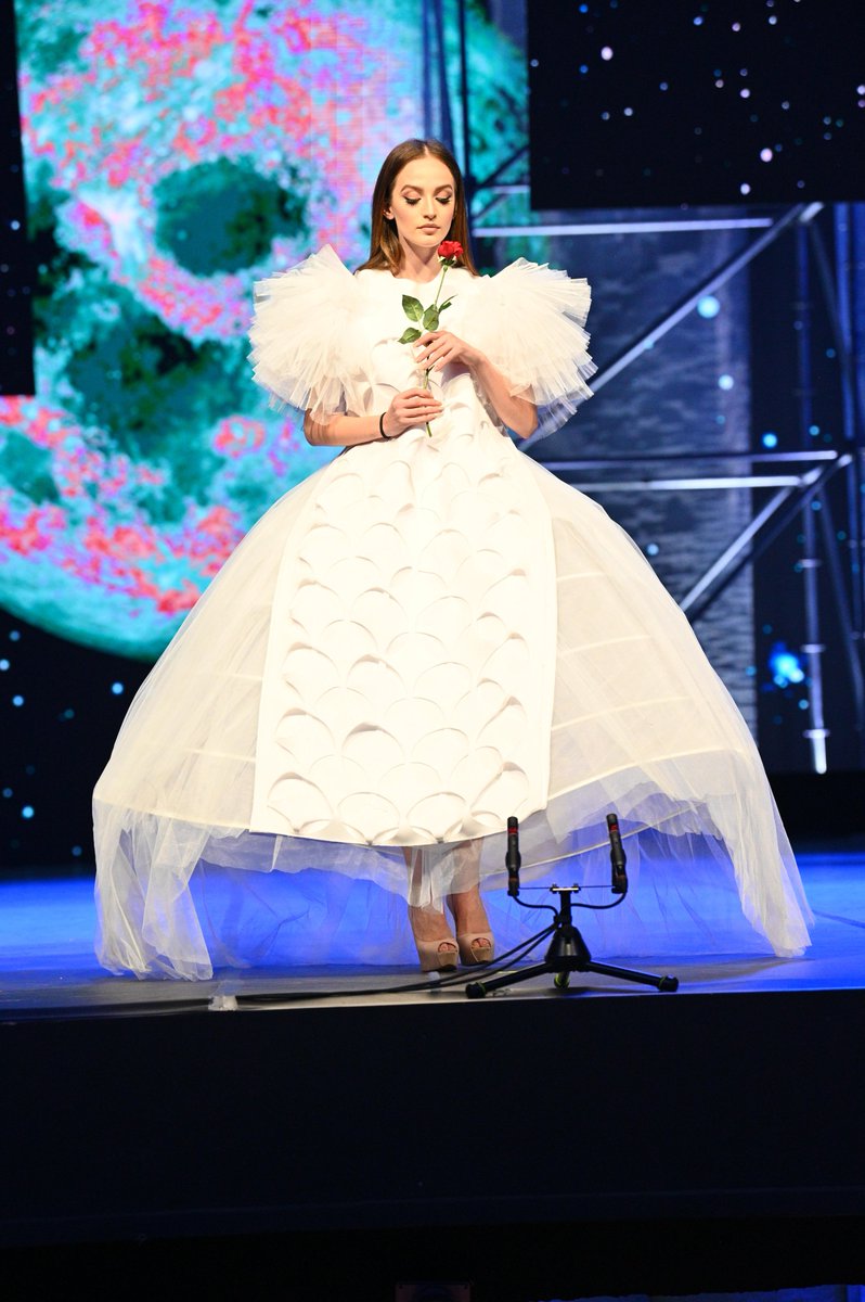 uart_official's tweet image. Në edicionin e 18-të të Festivalit “Marie Kraja”, atelieri "Tekstil &amp;amp; Modë", si pjesë e aktivitetit organizoi një sfilatë me veshje të frymëzuara nga personazhe të kryeveprave botërore operistike. 

Projekti u kurua nga Prof. Najada Hamza. 

#UART #FAB #TKOB #MarieKraja