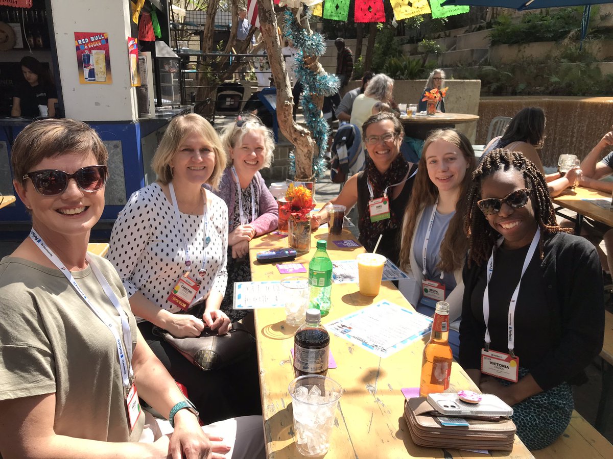 kindersteele's tweet photo. Best part of #ACESEMERGE is seeing old friends and making new ones. Lunch with #edibuddies! #ACES2022 #ACESEditors https://t.co/OUoxkPtLdZ