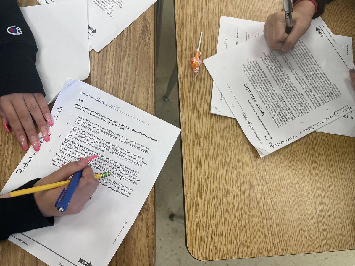 FrommJamie's tweet image. Year 1 students engaging in text! FSA practice via @studysync @mhetzlernettles @PineViewMiddle #ibstrong #springsuccess