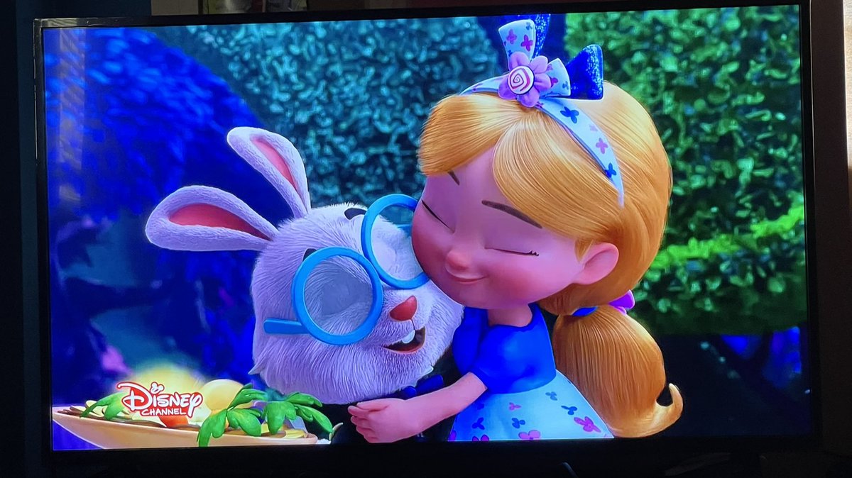AlexRasner621's tweet photo. @audwas @WoodSecunda @its_libbyrue @Itscjuy_ @mrjackstanton Episode 10 Pictures (April Fools Special) https://t.co/bbwY3jZhzj
