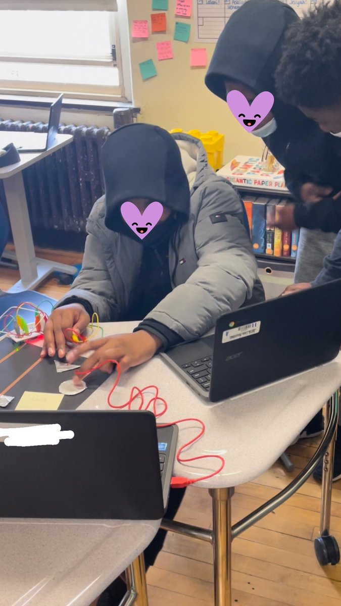 Laura Peters tweet media