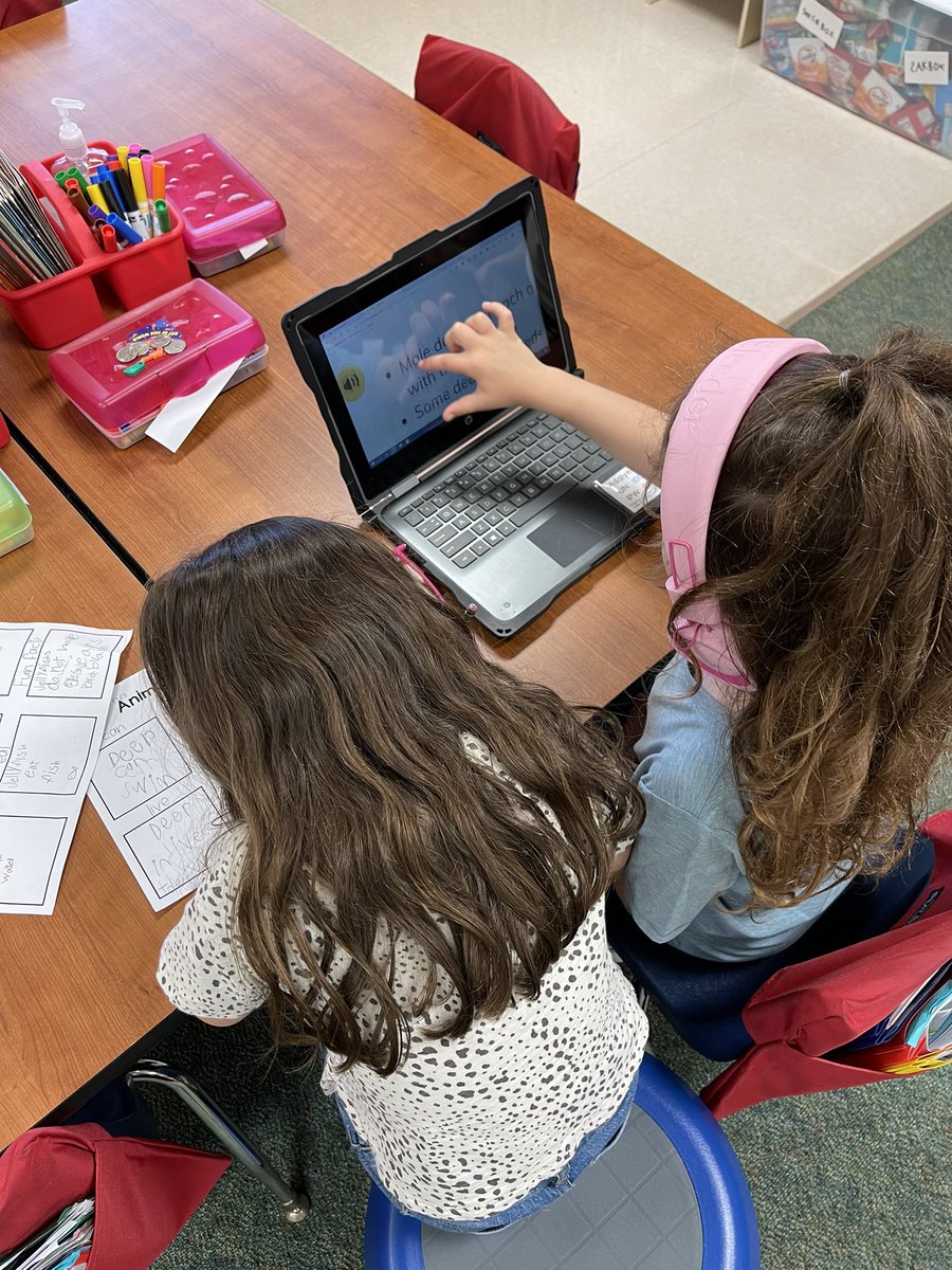 HubbertKelli's tweet photo. Kindergarten research for informational books 📝 using library books &amp; Pebble Go https://t.co/OEzpqLW6tD