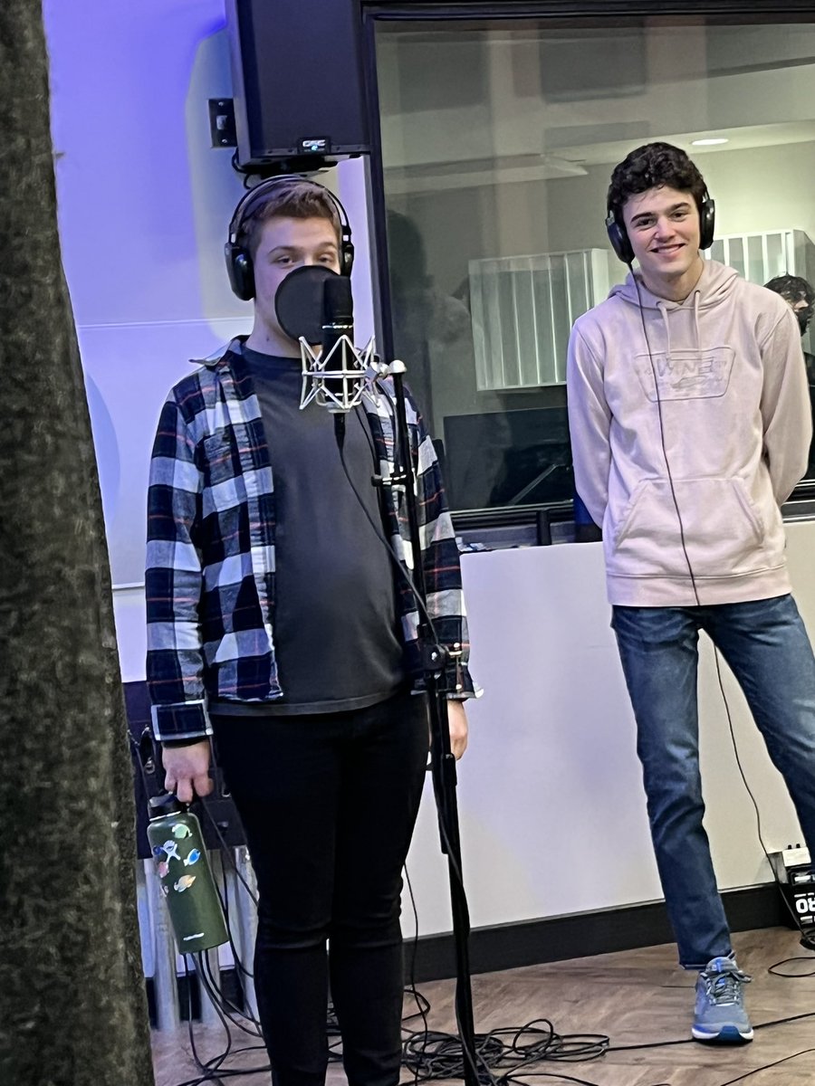 OFHS Golden Expressions tweet media