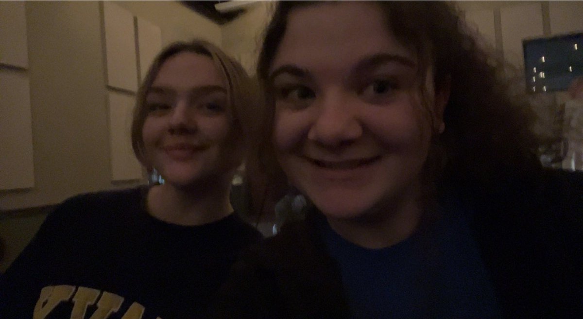 OFHS Golden Expressions tweet media