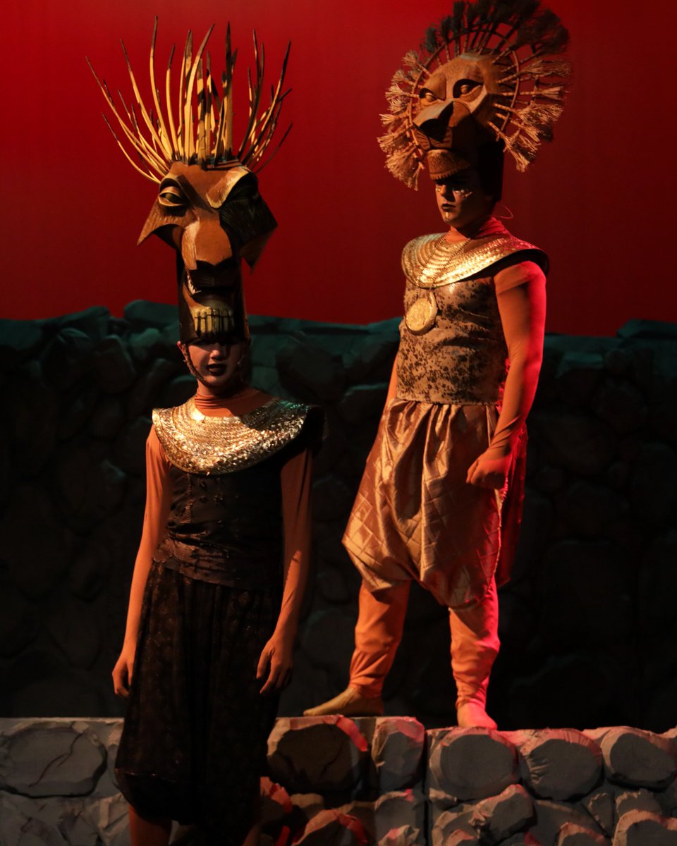 BCHSFlickr's tweet photo. Lion King shows all this weekend!  Great show so don't miss it!  Here are some photos to enjoy while you wait!  @BCentralStage 
https://t.co/bTwpme7dcG https://t.co/ZpExORQoY4