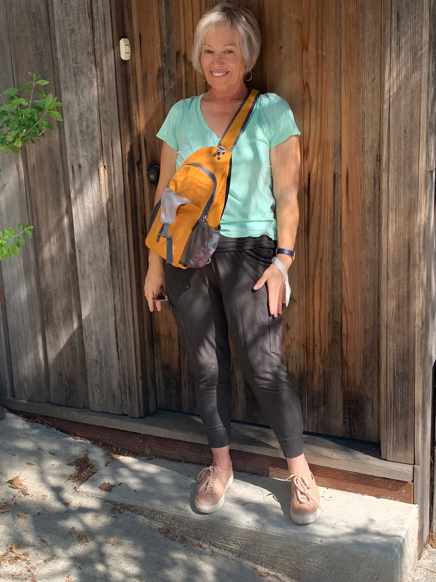 Elizabeth West tweet media